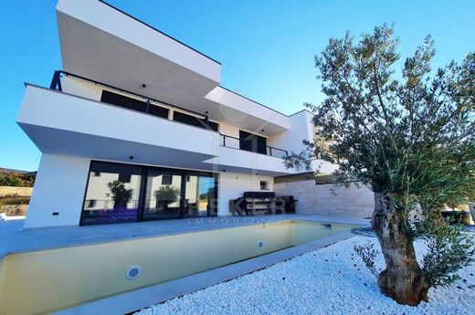 Casa di lusso a Punat, Primorsko-Goranska