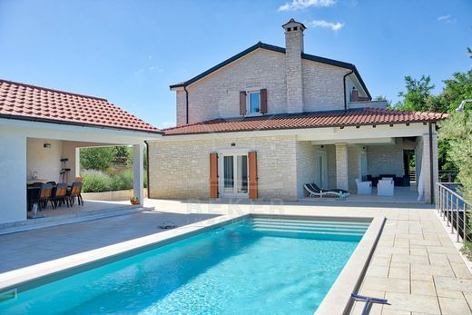 Villa a Parenzo, Grad Poreč