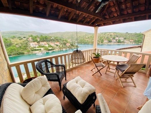 Luksusowy dom w Brac, Split-Dalmatia