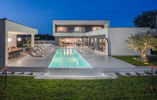 빌라 / Rovinj, Grad Rovinj