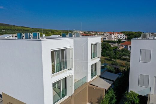 Apartament w Turanj, Sveti Filip i Jakov