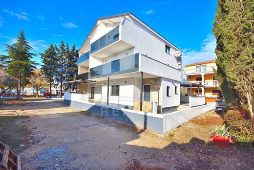 ﺷﻘﺔ ﻓﻲ Vodice, Sibenik-Knin