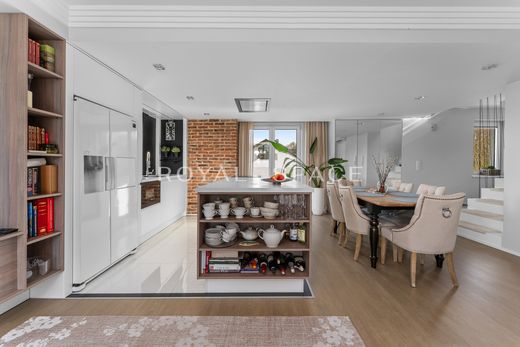 Apartment / Etagenwohnung in Krakau, Kraków