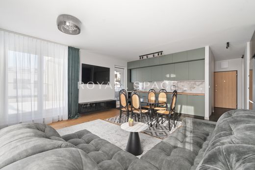 ﺷﻘﺔ ﻓﻲ وارسو, Warszawa