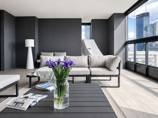 Apartment / Etagenwohnung in Warschau, Warszawa