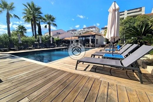 Mansión en Porto-Vecchio, Córcega del Sur