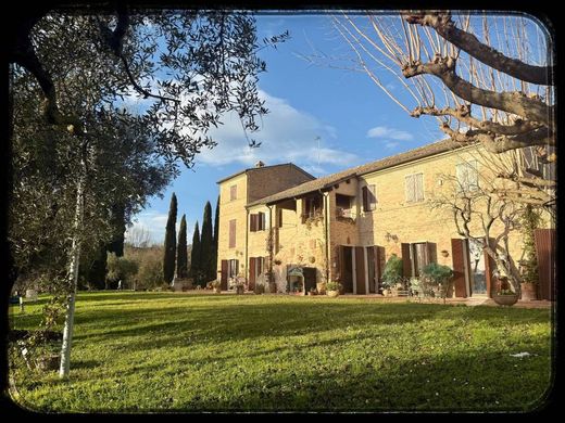 Landsitz in Ancona, Provincia di Ancona