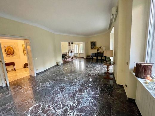 Apartment in Rome, Latium