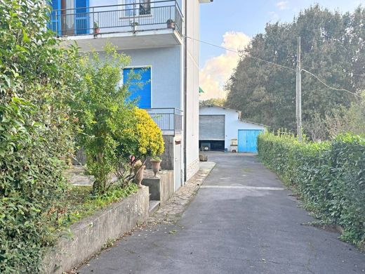 Villa in Lucca, Provincia di Lucca