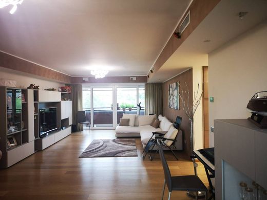 Penthouse in Basiglio, Città metropolitana di Milano