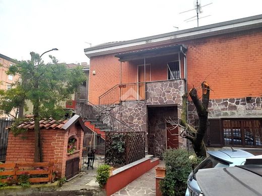 Villa a Cinisello Balsamo, Milano