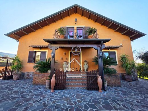 Villa in Quarto, Naples