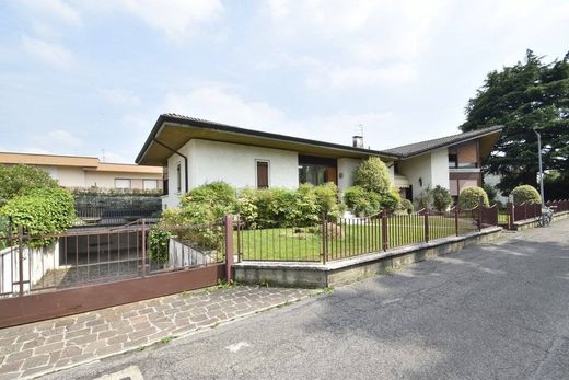 Villa a Bussolengo, Verona