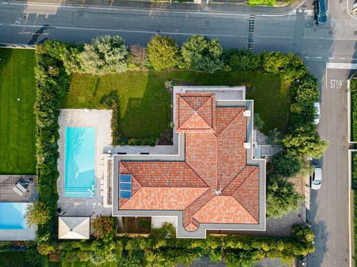 Villa in Rovato, Provincia di Brescia