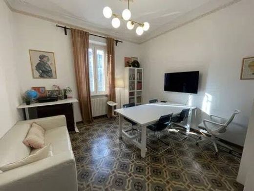 Willa w Pero, Città metropolitana di Milano
