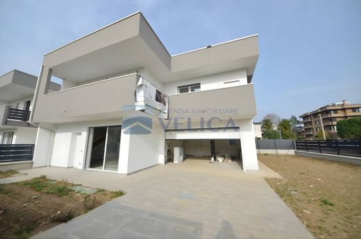 Villa à Uboldo, Varèse