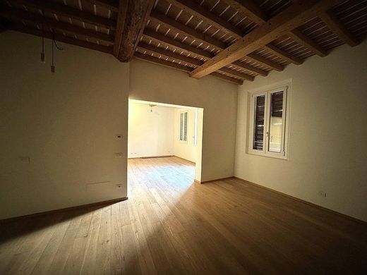 Piso / Apartamento en Módena, Emilia-Romaña