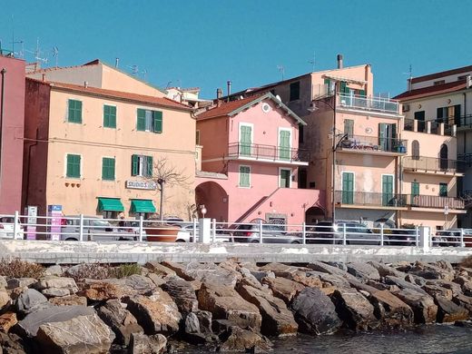 Villa à Santo Stefano al Mare, Provincia di Imperia