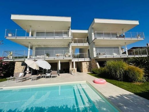 Cobertura - Bardolino, Provincia di Verona