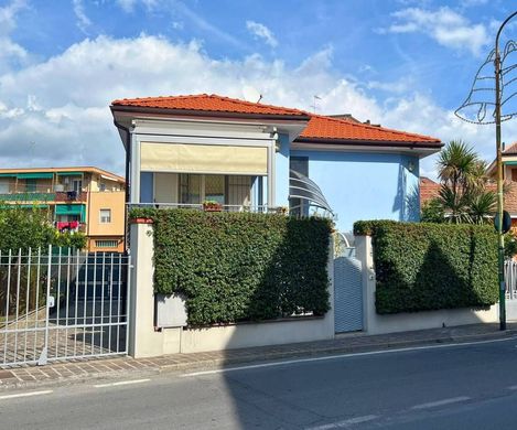 Villa in Borghetto Santo Spirito, Provincia di Savona