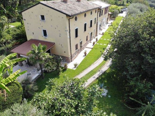 Bardolino, Provincia di Veronaのカントリーハウス