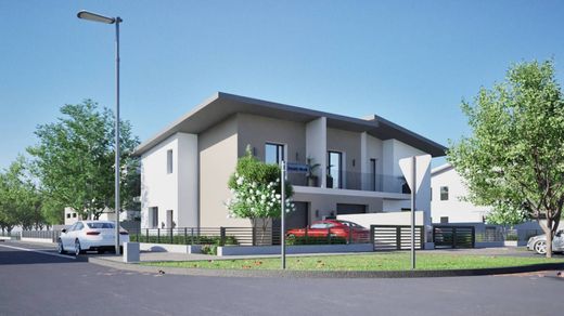 Villa - Fiorenzuola d'Arda, Provincia di Piacenza