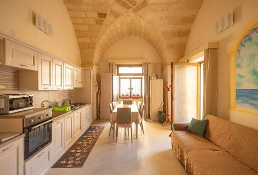 Вилла, Лечче, Provincia di Lecce