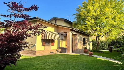 Willa w Pandino, Provincia di Cremona