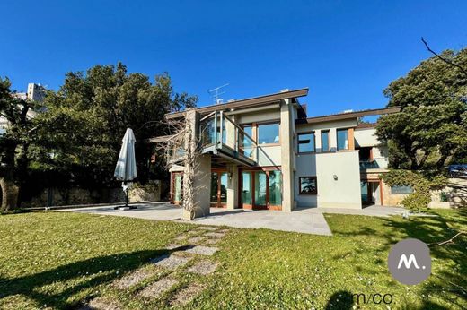 Villa in Duino-Aurisina, Trieste