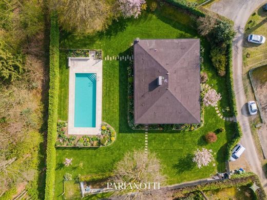Villa in Castelletto sopra Ticino, Provincia di Novara