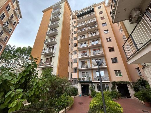Apartament w Neapol, Napoli