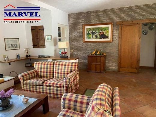 Villa a Tarquinia, Viterbo