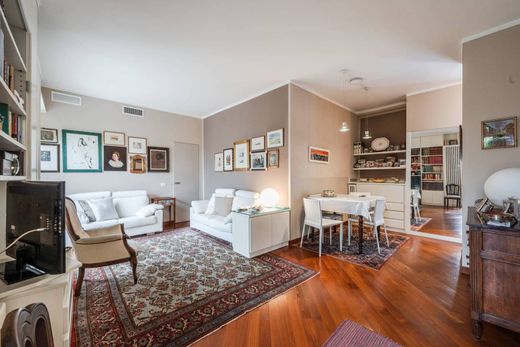 아파트 / 밀라노, Città metropolitana di Milano