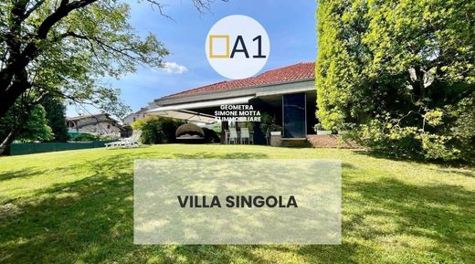 Willa w Lentate sul Seveso, Provincia di Monza e della Brianza
