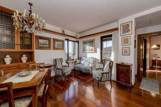 Lüks ev Gardone Riviera, Brescia ilçesinde