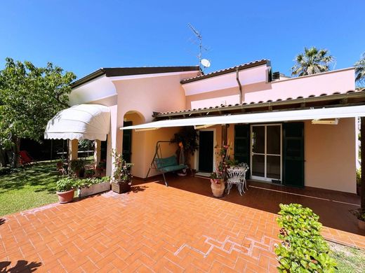 Villa en Toirano, Provincia di Savona