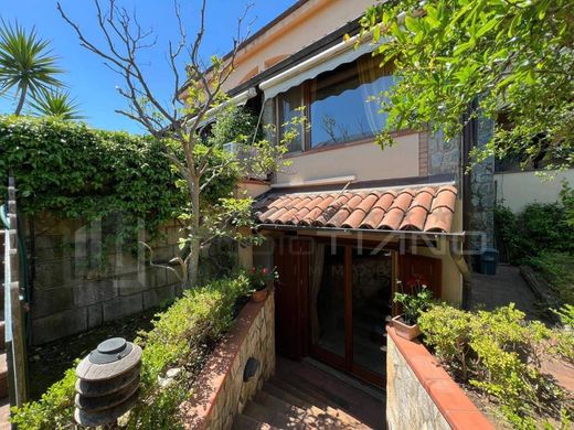 Villa en Rende, Provincia di Cosenza