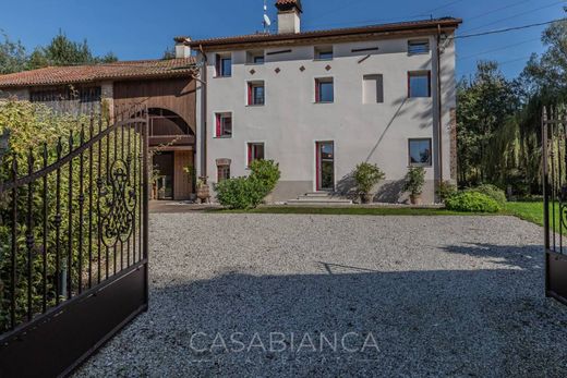 Villa Villaverla, Vicenza ilçesinde