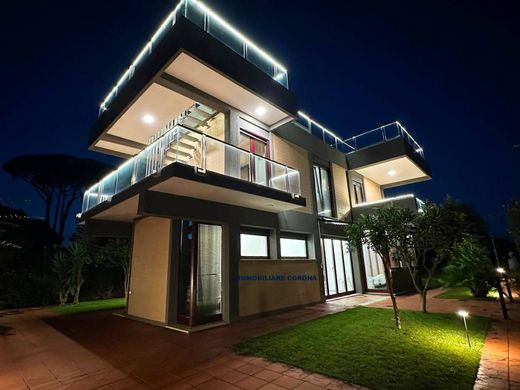 Villa in Terracina, Provincia di Latina