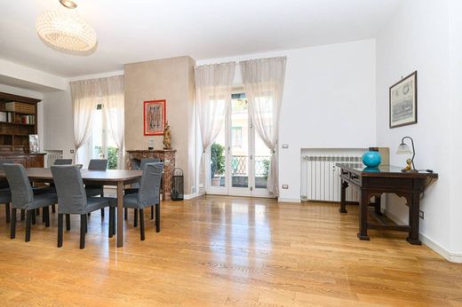 Penthouse Roma, Lazio bölgesinde