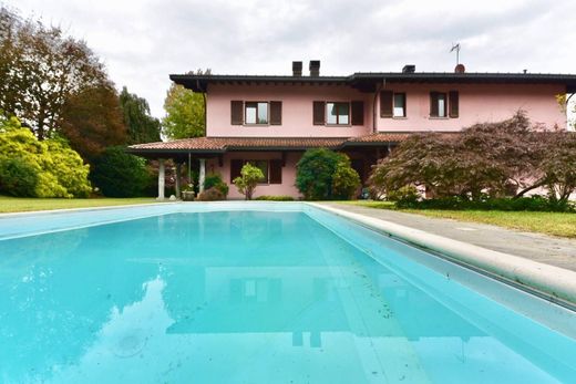 Villa in Cantù, Provincia di Como