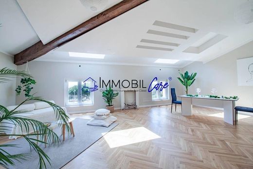 Apartament w Livorno, Provincia di Livorno