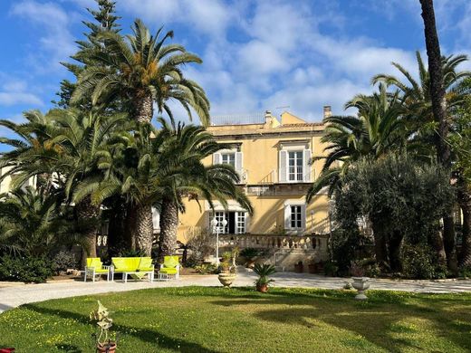 Villa Siracusa, Siracusa ilçesinde