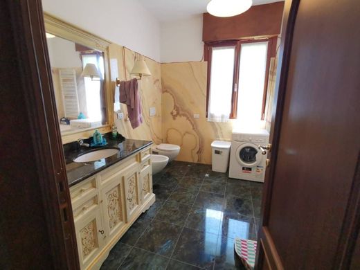 Apartamento - San Donato Milanese, Milão