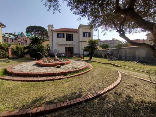 Villa in Spotorno, Provincia di Savona