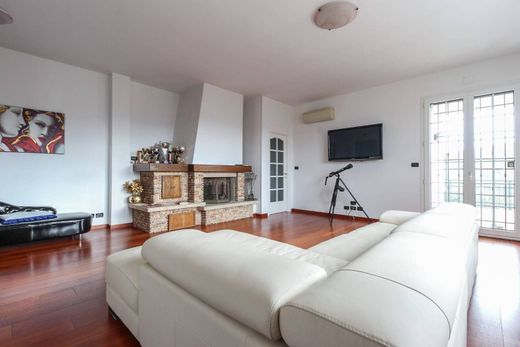 Willa w Ozzano dell'Emilia, Bologna