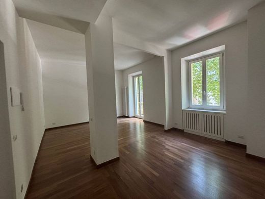 Appartamento a Milano, Lombardia