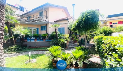 Villa Casoria, Napoli ilçesinde