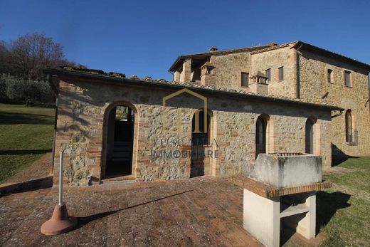 Köy evi Casole d'Elsa, Siena ilçesinde