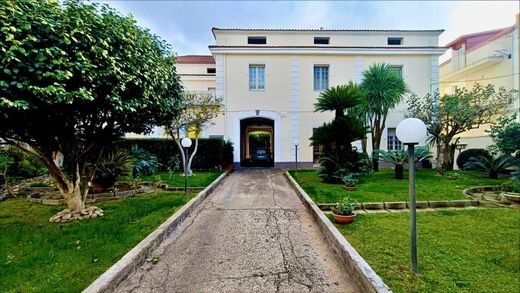 Willa w Trentola-Ducenta, Provincia di Caserta